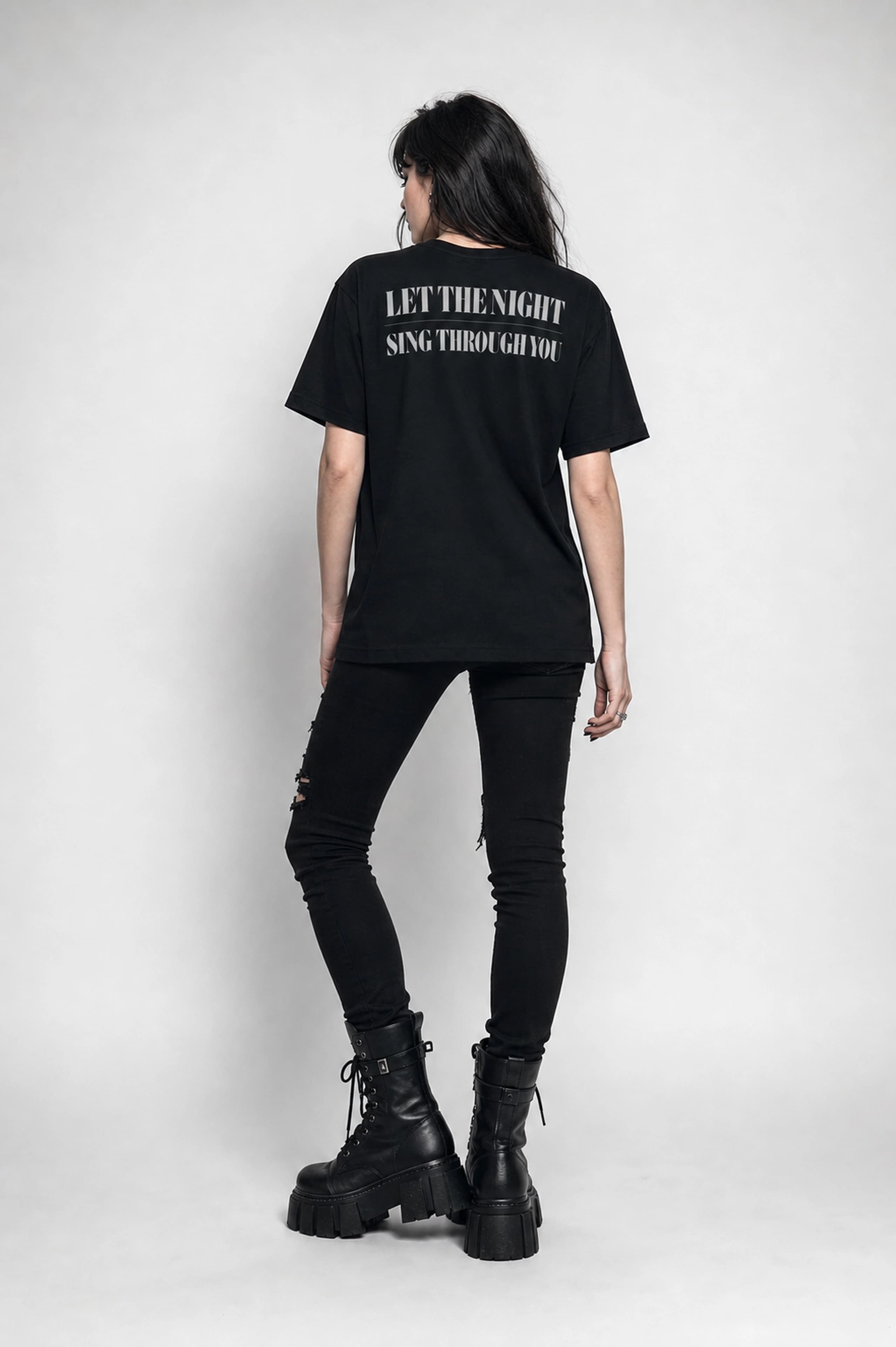 Dorian Tears | Gothic Girl T-Shirt: female model, back view