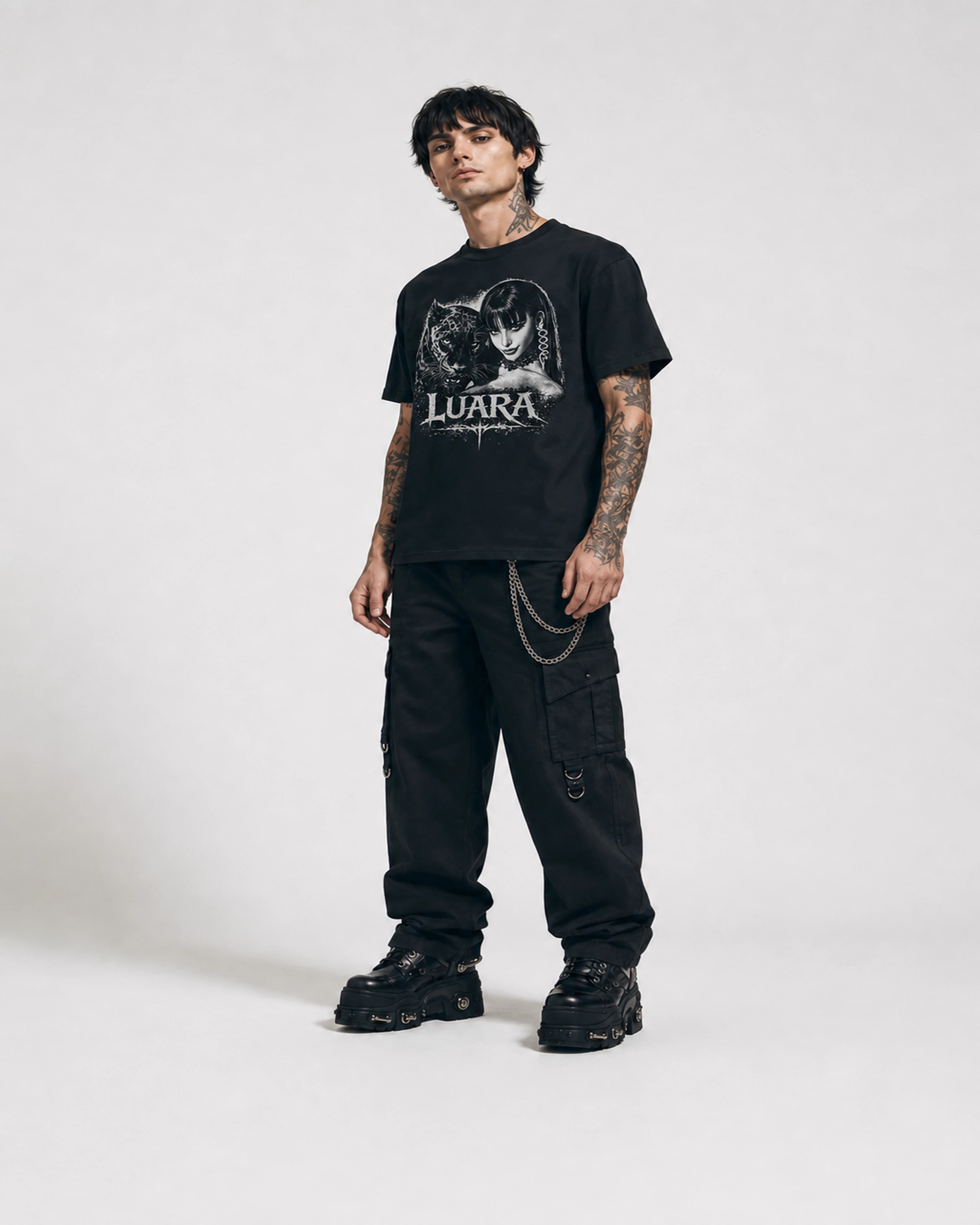 Luara | Instinct T-Shirt: male model, three-quarter view